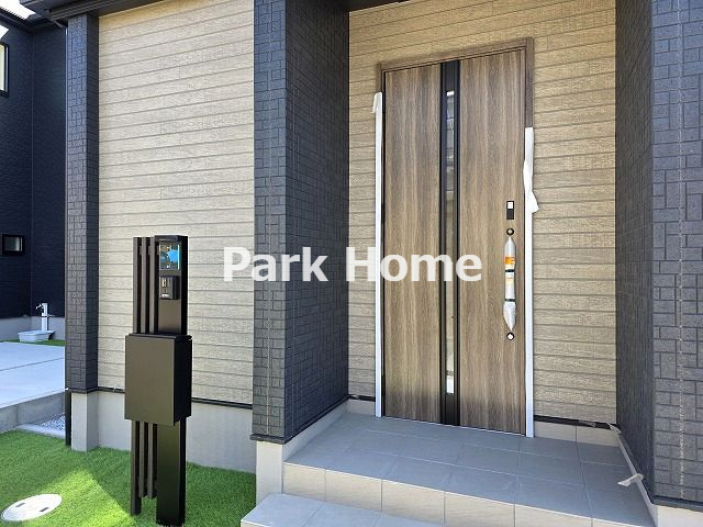 高知市介良乙-9期4棟2号棟- 新築戸建ての外観|2025.11月：建築中