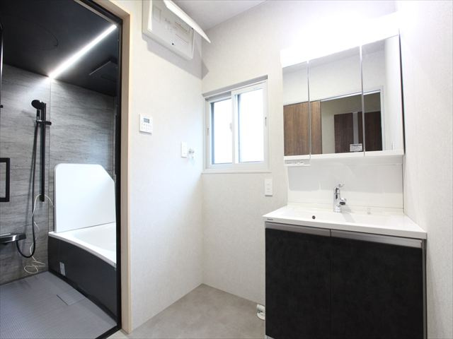 【独立洗面台】の画像