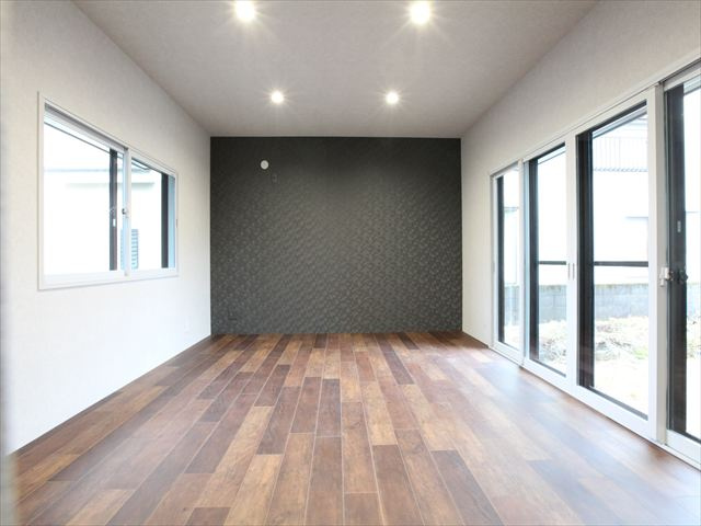 【居間・リビング】の画像