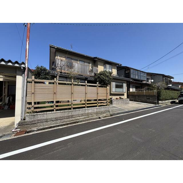金沢市みどり1丁目の前面道路含む現地写真
