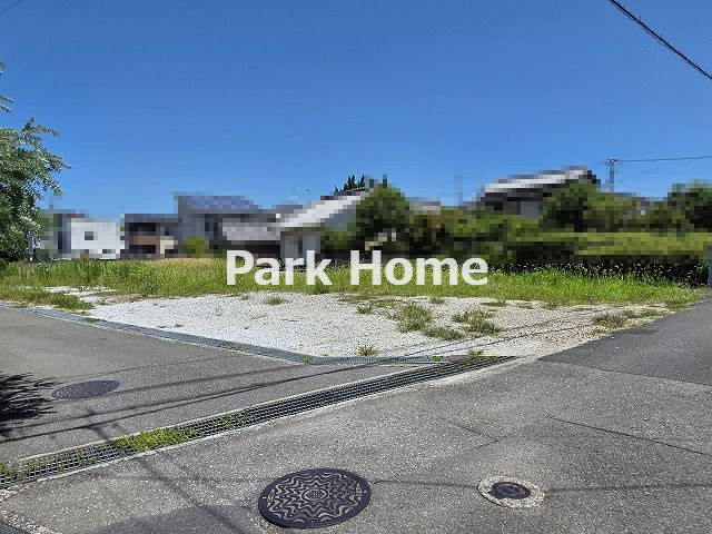 高知市介良乙-9期4棟1号棟- 新築戸建ての前面道路含む現地写真|2025.7月末：現況（4区画全体）