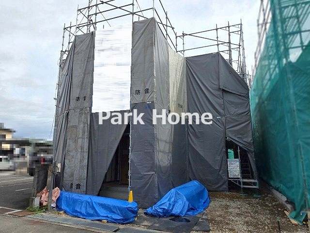 高知市介良乙-9期4棟1号棟- 新築戸建ての外観|2号棟　2025.10月：建築中