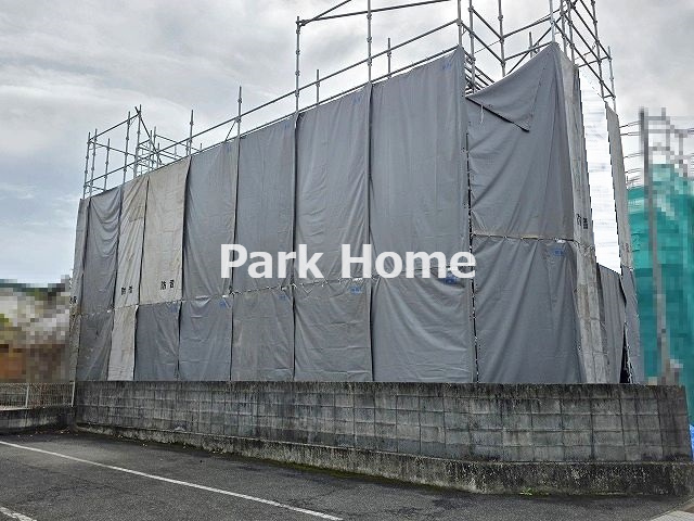 高知市介良乙-9期4棟1号棟- 新築戸建ての外観|2号棟　2025.10月：建築中