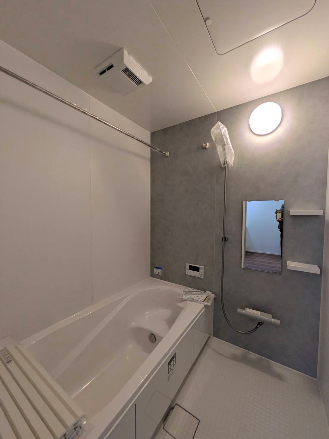 岡山市南区福島2丁目  1期②号棟の浴室|◆浴室換気乾燥暖房機付き！雨の日のお洗濯や寒い季節にも大活躍！