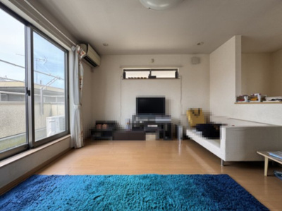 【居間・リビング】 | 越谷市船渡　中古一戸建て