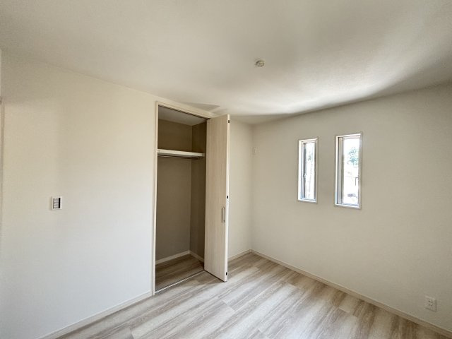 新築戸建　上安2丁目（No.3／No.3）の洋室