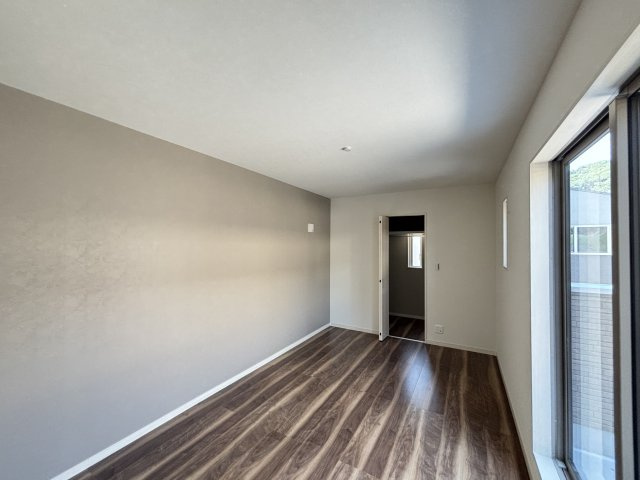 新築戸建　上安2丁目（No.3／No.3）の洋室