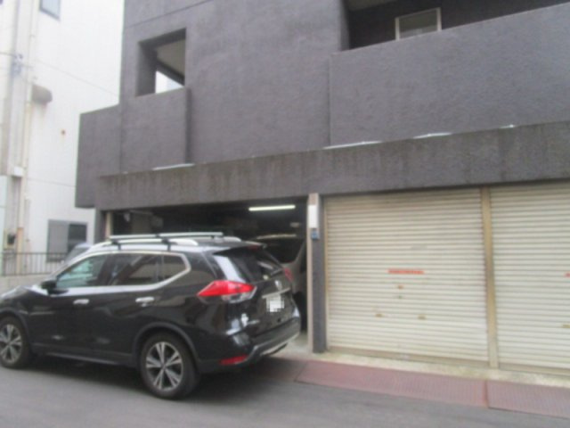 台東区松が谷３丁目の倉庫