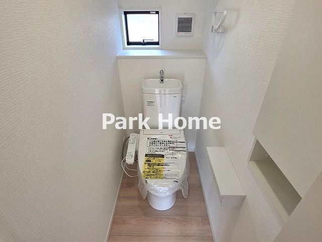 南国市大そね甲  第1-１号棟 新築戸建てのトイレ|１F:トイレ