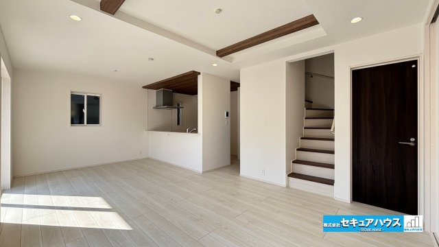 【今からご案内可能】豊明市二村台 全2棟の内観：施工例|（LDKイメージです）
■株式会社　セキュアハウス■
住宅ローンに強く、知識、経験豊富なスタッフ在籍
お客様に寄り添い、ご成約後もサポート致します。