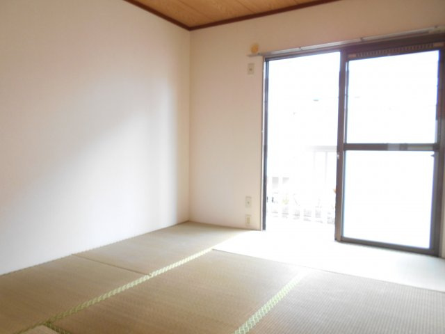 サンハイツⅡの居間・リビング