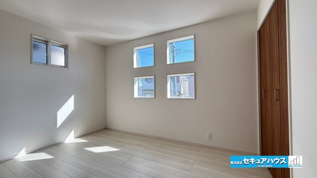 【今からご案内可能】豊明市二村台 全2棟 の前面道路含む現地写真|事前予約にて現地ご見学いただけます！お気軽にお問い合わせください♪
■株式会社　セキュアハウス■
住宅ローンに強く、知識、経験豊富なスタッフ在籍
お客様に寄り添い、ご成約後もサポート致します。