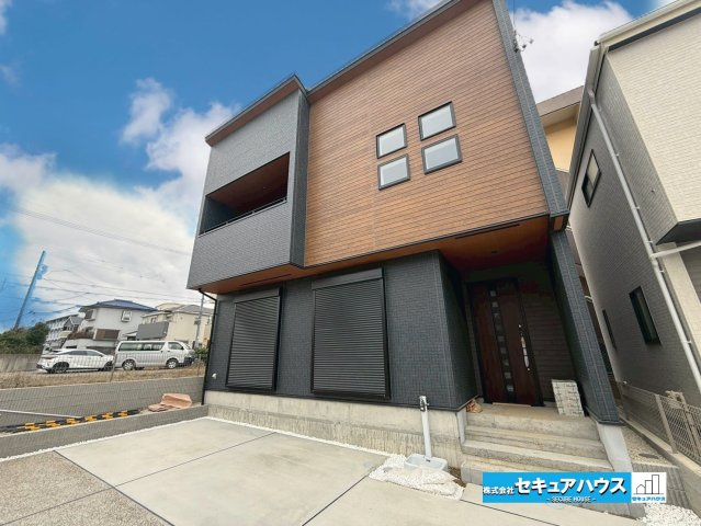 【今からご案内可能】豊明市二村台 全2棟 の外観|【1号棟外観】
■株式会社　セキュアハウス■
住宅ローンに強く、知識、経験豊富なスタッフ在籍
お客様に寄り添い、ご成約後もサポート致します。