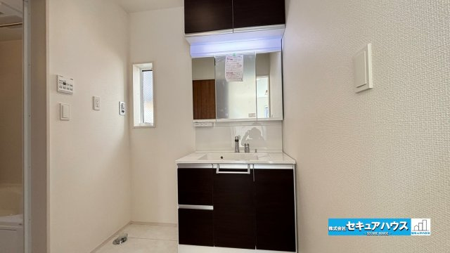【今からご案内可能】豊明市二村台 全2棟 の内観：施工例|（洗面所イメージです）
■株式会社　セキュアハウス■
住宅ローンに強く、知識、経験豊富なスタッフ在籍
お客様に寄り添い、ご成約後もサポート致します。