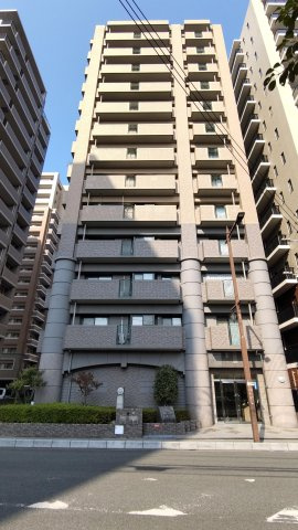 【外観】 | エバーライフ春日公園☆仲介手数料無料☆ | 駅チカながら周辺は落ち着いた雰囲気で、日々のお買い物施設も充実。利便性と安心感を兼ね備えたファミリーに最適な街です。
