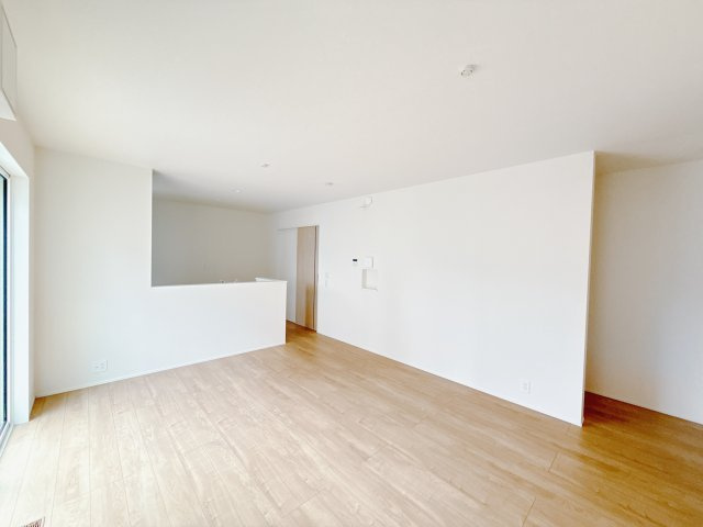 【新築戸建】高崎市日光町24-1期の居間・リビング