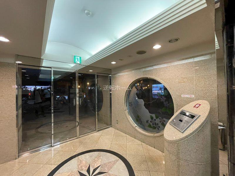 R-Court泉　名古屋市賃貸　仲介手数料無料のエントランス