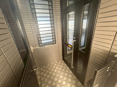 【エントランス】 | サンスリービル | サンスリービル★糸満市西崎エリア