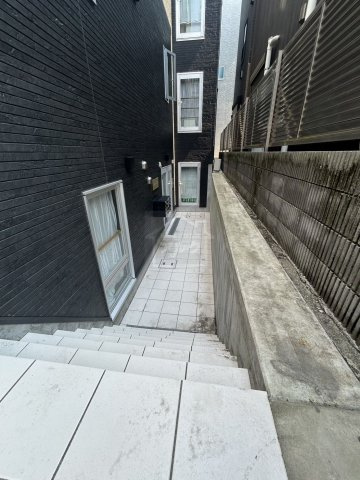 Marine Cove 初台(マリンコーブ初台)のエントランス