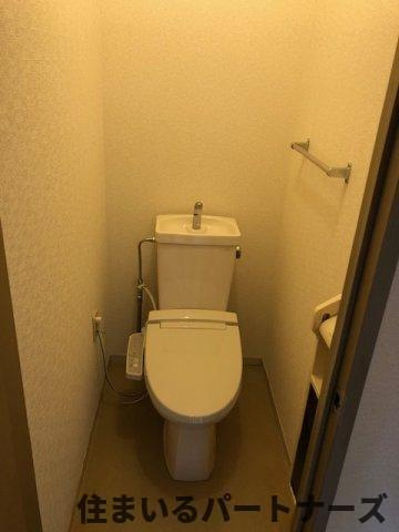 セジュール藤光Aのトイレ|シンプルで使いやすいトイレです