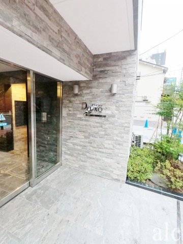 プレール・ドゥーク新宿Westのエントランス|★～　PET  FRIENDLY　RESIDENCE　～★