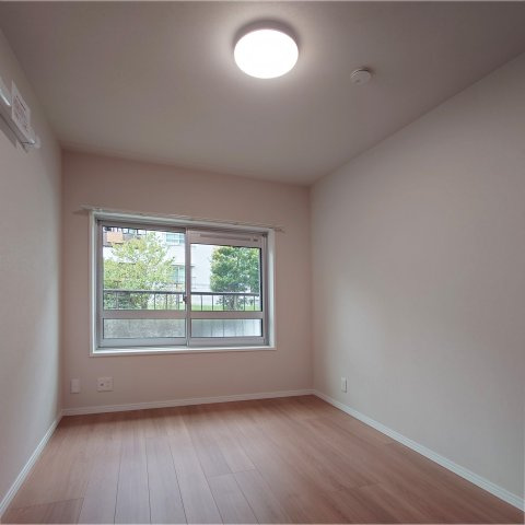 富岡シーサイドコーポＭ棟の寝室