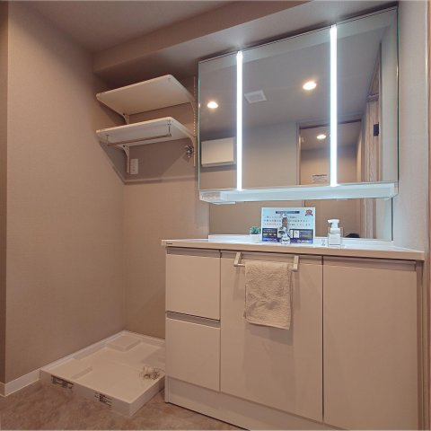 富岡シーサイドコーポＭ棟の洗面所