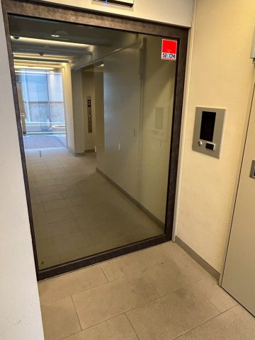 JMFレジデンス新板橋のエントランス