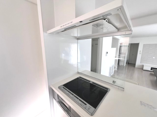 福島県郡山市田村町東山　中古戸建てのキッチン|嬉しいIHクッキングヒーター♪