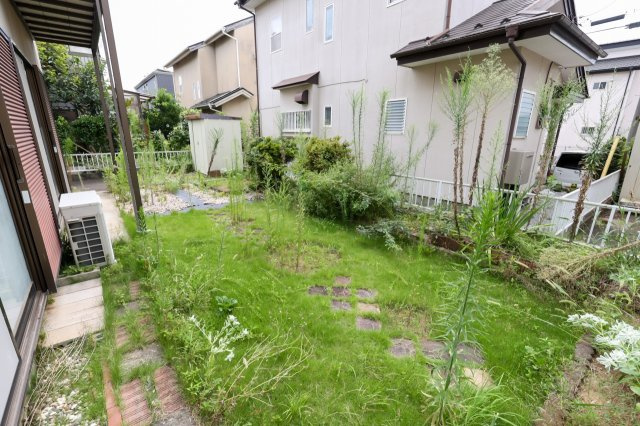 Reno WaKaBa IIIの庭