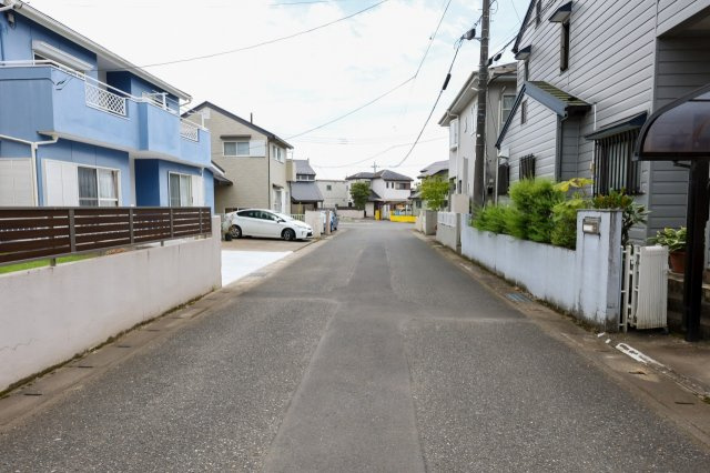 Reno WaKaBa IIIのその他|前面道路東方向