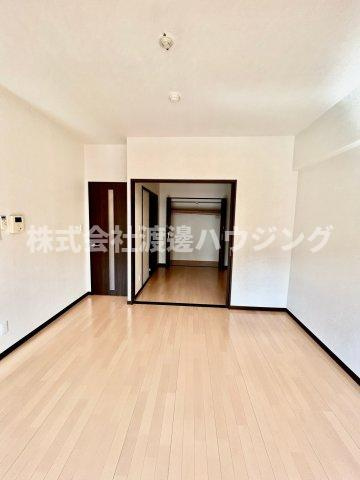 第7アローズ江坂公園の内装