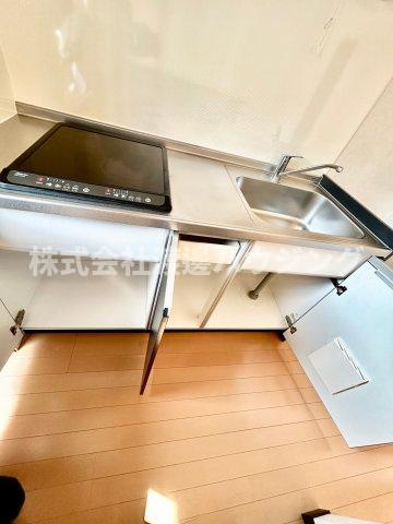 第7アローズ江坂公園のキッチン|キッチン下収納