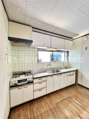 【キッチン】 | 沼津市大塚 中古戸建て | お料理しやすいキッチンです