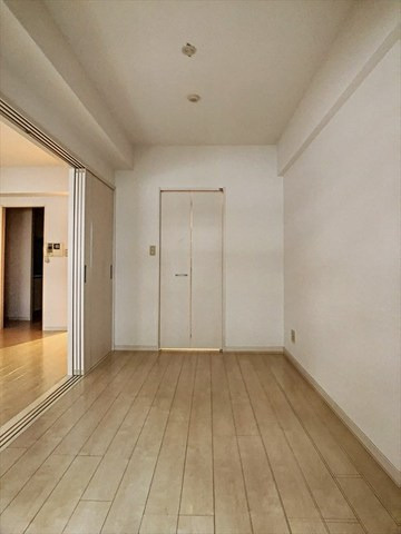 レジデンス博多の居間・リビング