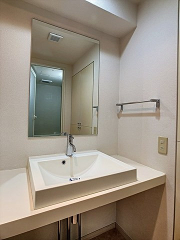 レジデンス博多の洗面所