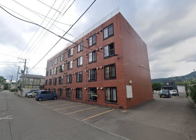 丸増澄川エレガンスハイツの外観