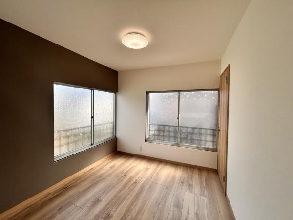 宇都宮市西川田本町４丁目　３ＬＤＫ　中古住宅の洋室