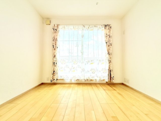 日進市岩崎町西ノ平戸建の洋室|洋室約5.1帖