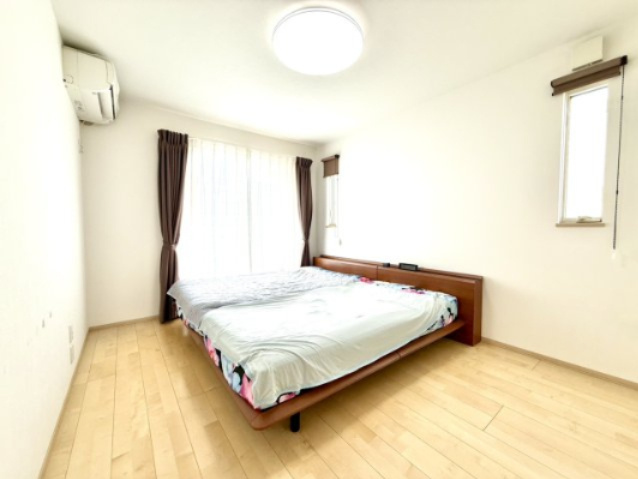 日進市岩崎町西ノ平戸建の洋室|洋室約7.7帖