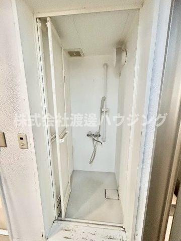 カルムイン豊津のシャワールーム