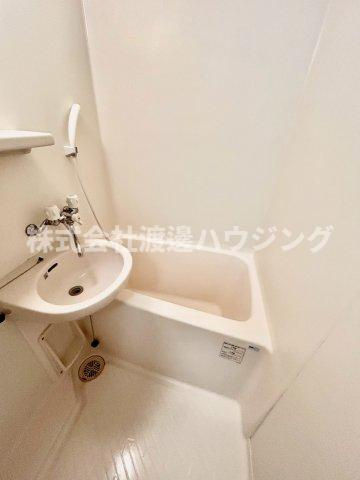 カルムイン豊津の浴室