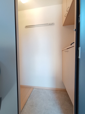 【玄関】 | ヴィレッジさくらD