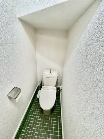 松虫通一戸建のトイレ