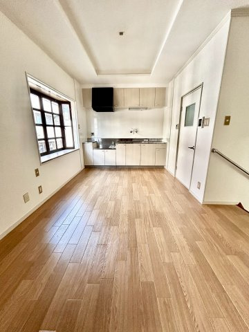 松虫通一戸建の居間・リビング