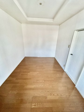 松虫通一戸建の寝室