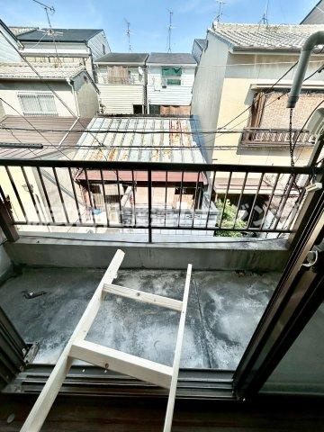 平野本町1丁目テラスハウスのバルコニー
