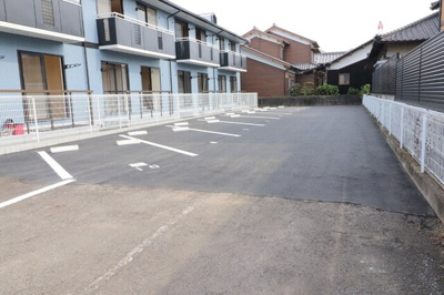 【駐車場】 | アスール三佐 | 駐車場