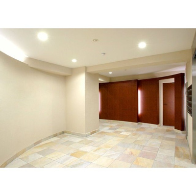 【エントランス】コンフォリア西麻布