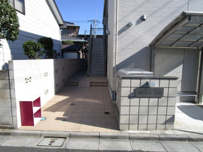 ★建物入り口★
